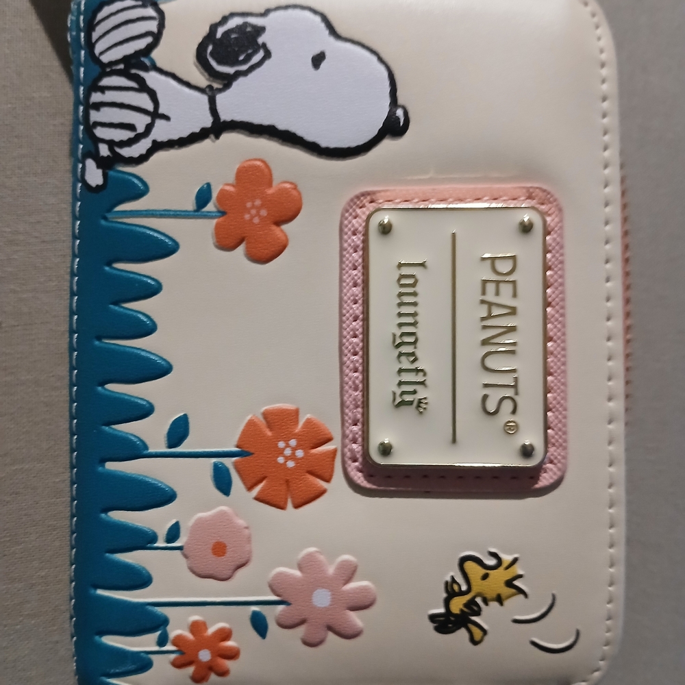 Loungefly Peanuts Snoopy Floral Wallet - Cream, Orange, Blue
